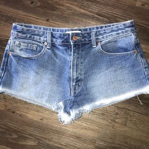 ⭐️Jean cut off shorts